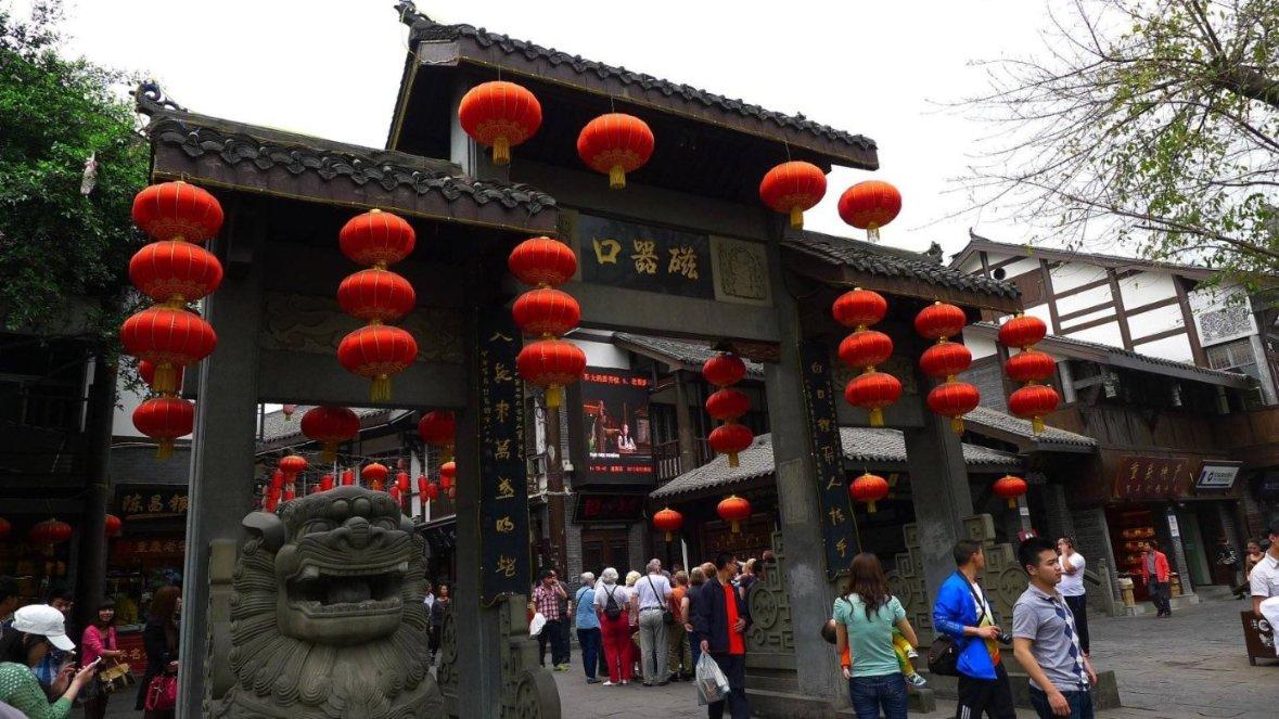 百思福真空保鲜盒送抽气的那个泵吗？